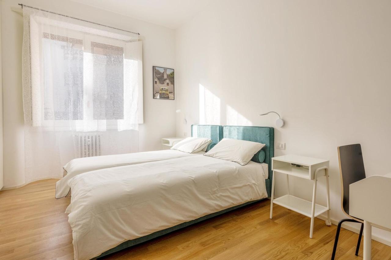 Spacious & Comfortable Apartment In Duomo By Easylife Milão Exterior foto