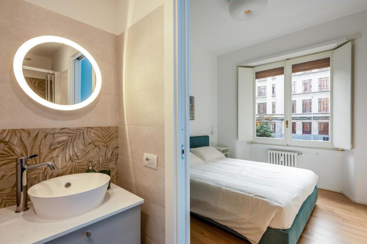 Spacious & Comfortable Apartment In Duomo By Easylife Milão Exterior foto