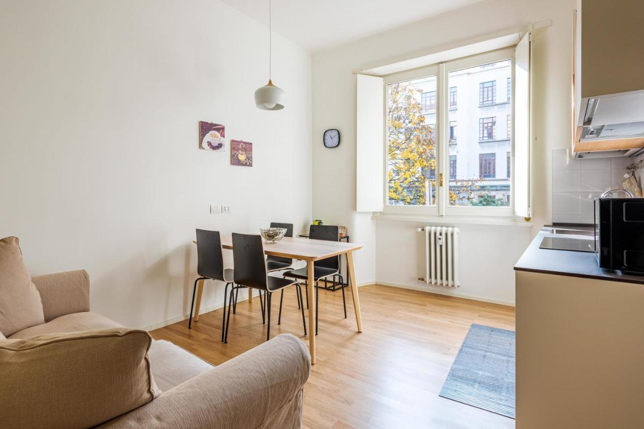 Spacious & Comfortable Apartment In Duomo By Easylife Milão Exterior foto